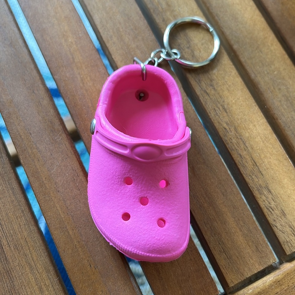 2 Croc Keychains-NEW - Picture 5 of 5